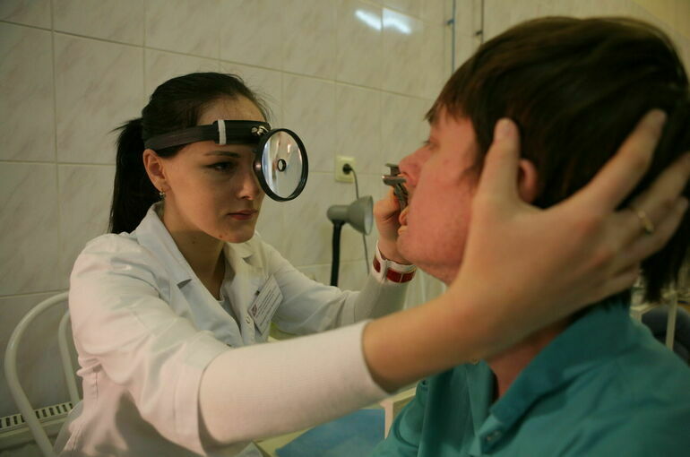 Правила выдачи полиса ОМС трудовым мигрантам хотят ужесточить