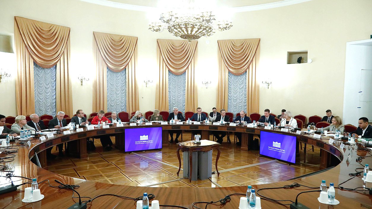 Комитет по охране здоровья поддержал законопроект об изменениях в системе ОМС